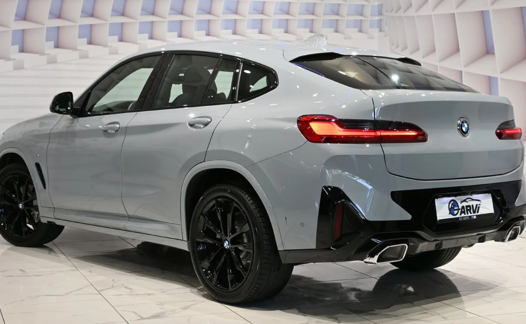 Zunanja slika - BMW X4 - serija :  xDrive 30d Avt.M.SPORT-RADAR-KLJUKA-LASER-KEY-H - 8