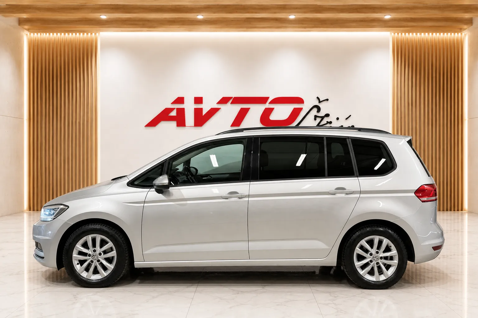 Zunanja slika - VW Touran - 2.0 TDI-DSG-FULL LED-ACC-H-LINE-MASAŽA-NAVI-PDC... - 3