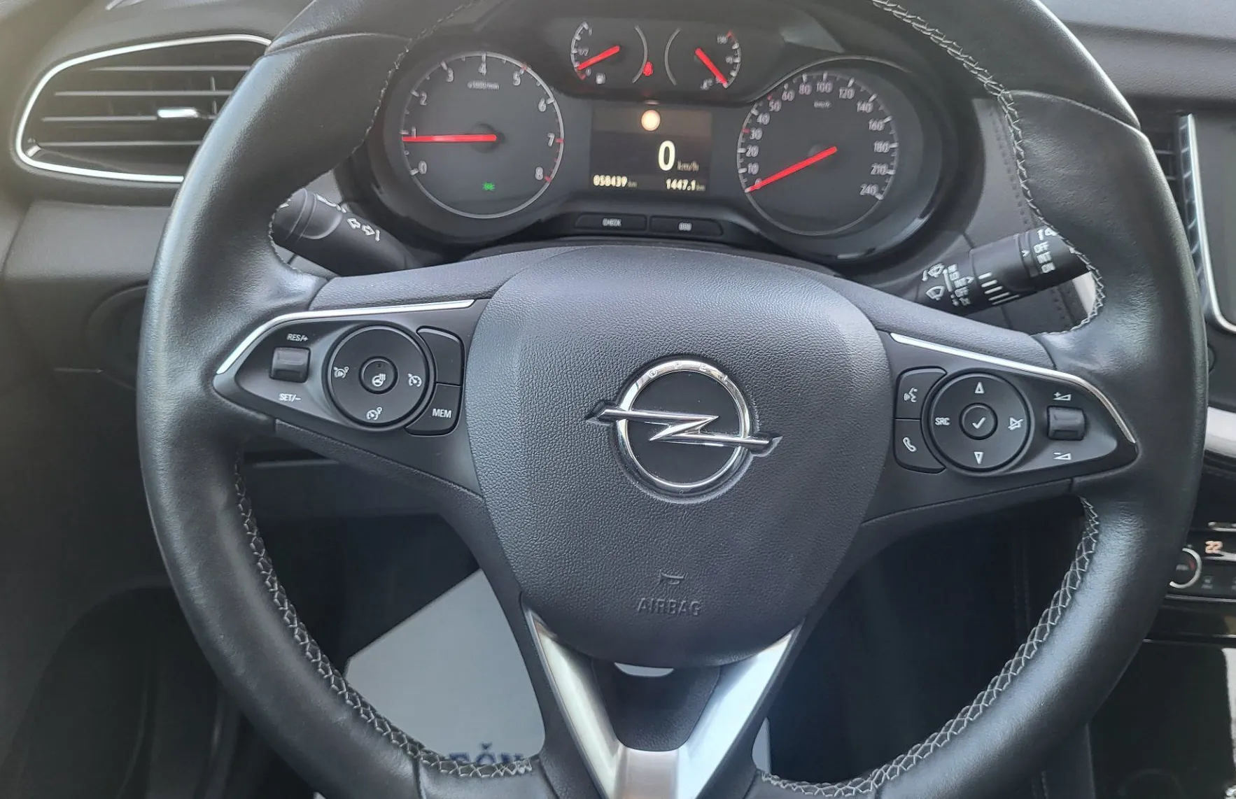 Zunanja slika - Opel Grandland X - 1.5 CDTI - 12
