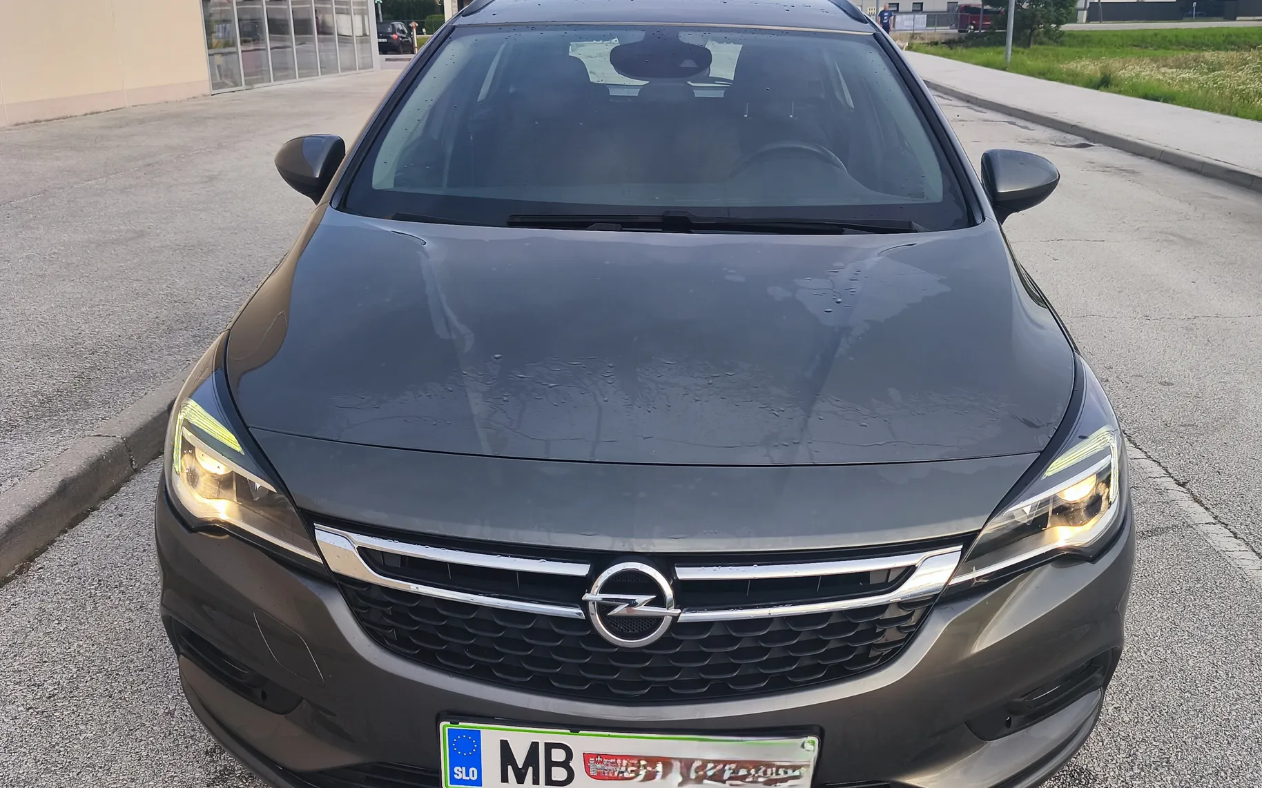 Zunanja slika - Opel Astra - 1,6 CDTI Enjoy - 3