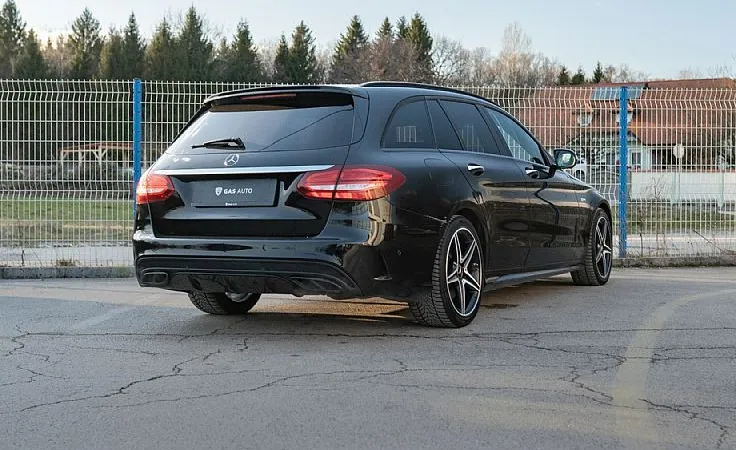 Zunanja slika - Mercedes-Benz C-Razred - AMG C43 4MATIC-Burmester-Bucket-AMG izpuh-360kamer - 5