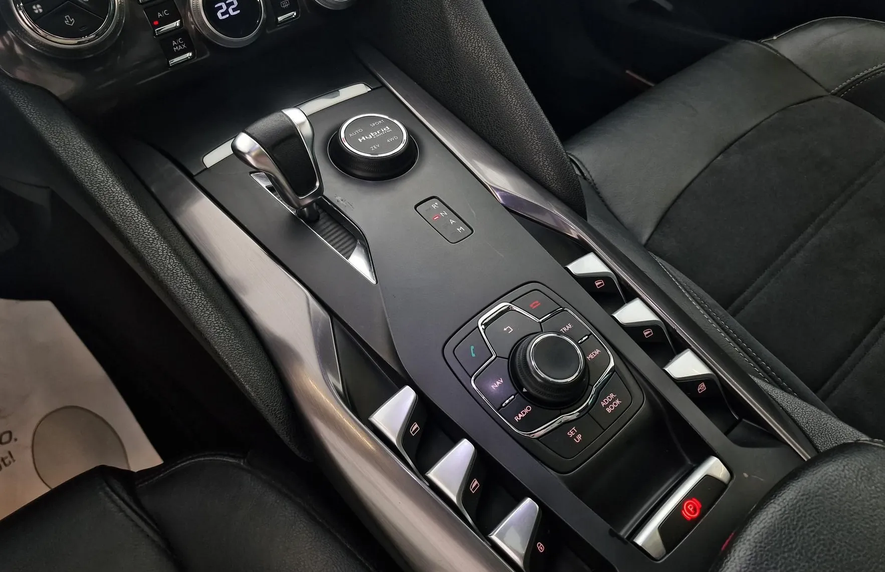 Zunanja slika - Citroën DS5 - Hybrid4 KEYLESS|NAVI|KAMERA|PANORAMA|TEMPOMAT - 16