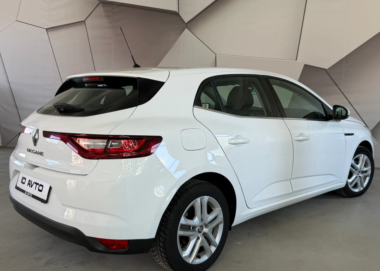 Zunanja slika - Renault Megane - Mégane 1.5 dCi 95 Expression - 4