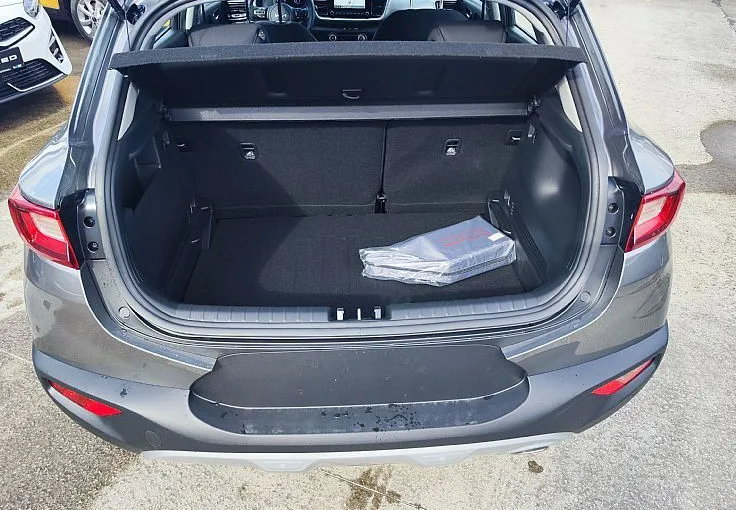 Zunanja slika - KIA Stonic - 1.2 DPI 57.9 kW  79 KM  LX Urban+ M T - 10
