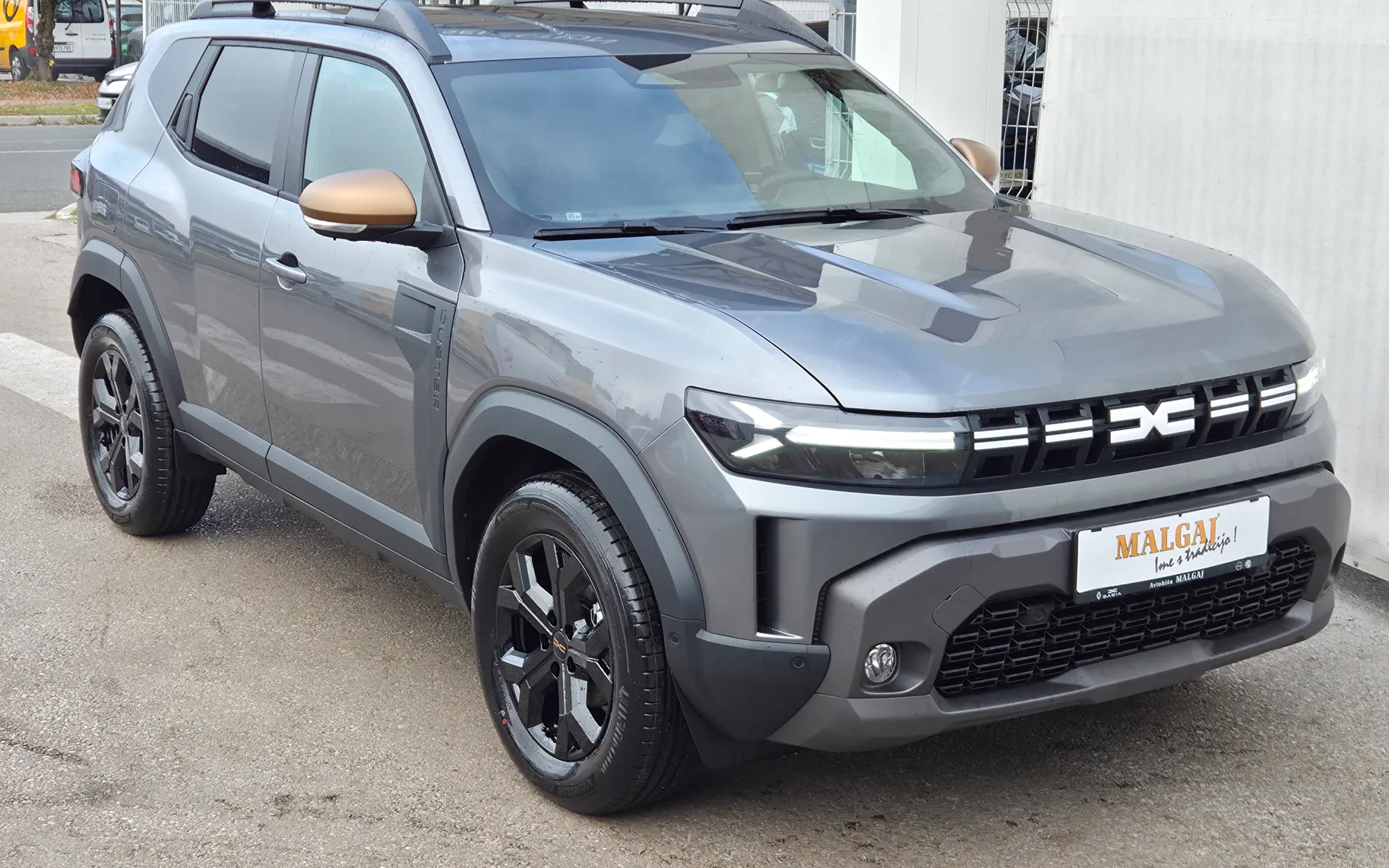 Zunanja slika - Dacia Duster - Extreme ECO-G +Paket City+Zimske gume - 4