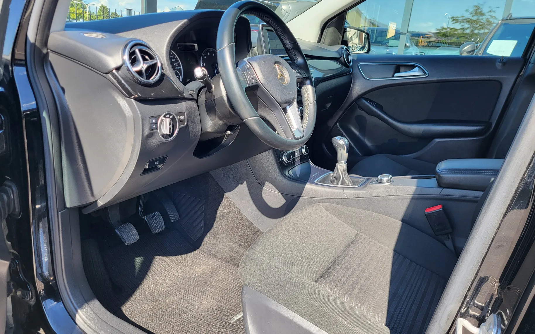 Zunanja slika - Mercedes-Benz B-Razred - B 180 - 8