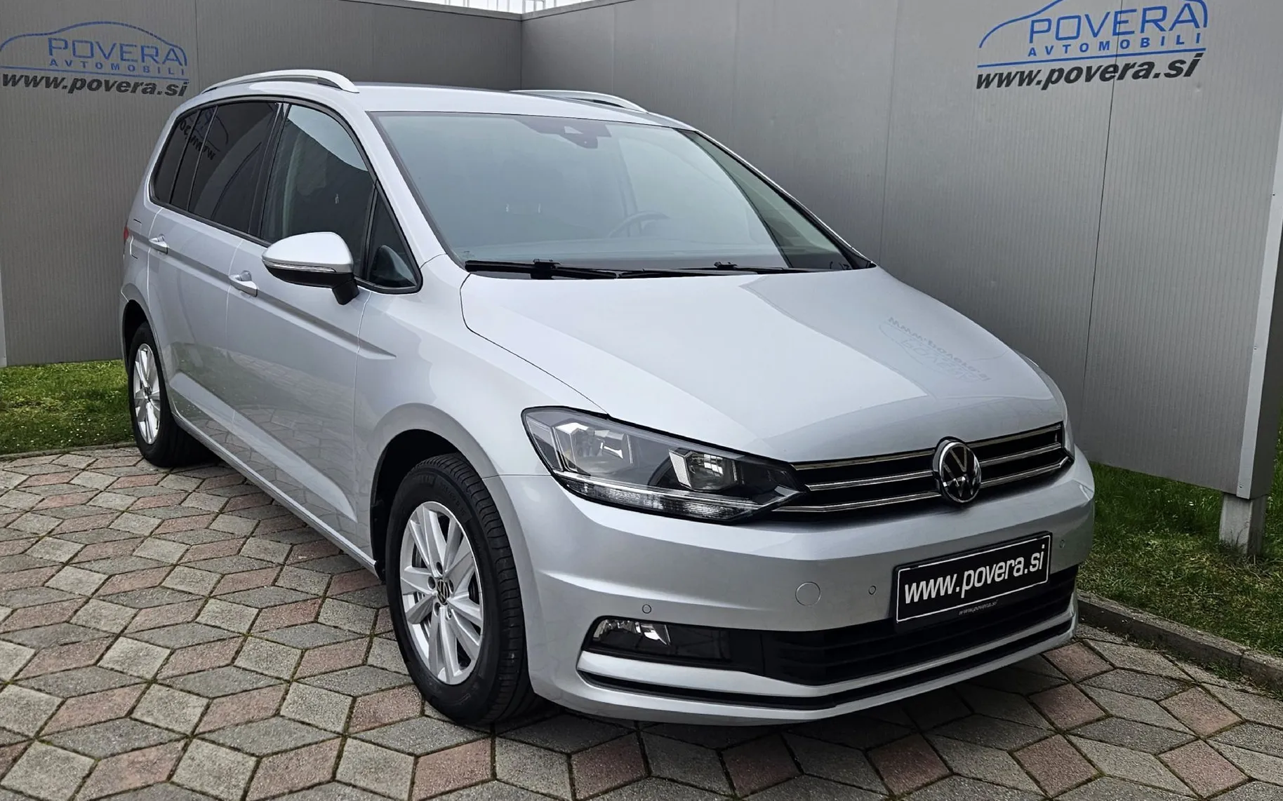 Zunanja slika - VW Touran - 2.0 TDI avt. Family +Vitual+ACC+Kamera+Navi - 1