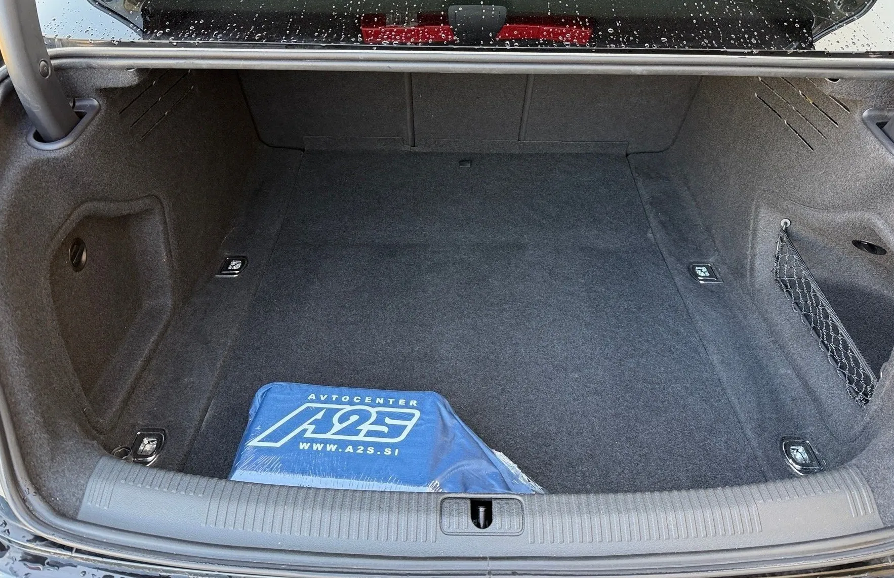 Zunanja slika - Audi A4 - 40 TDI S tronic advanced-Usnje-ACC-PDC-Navigacija. - 12