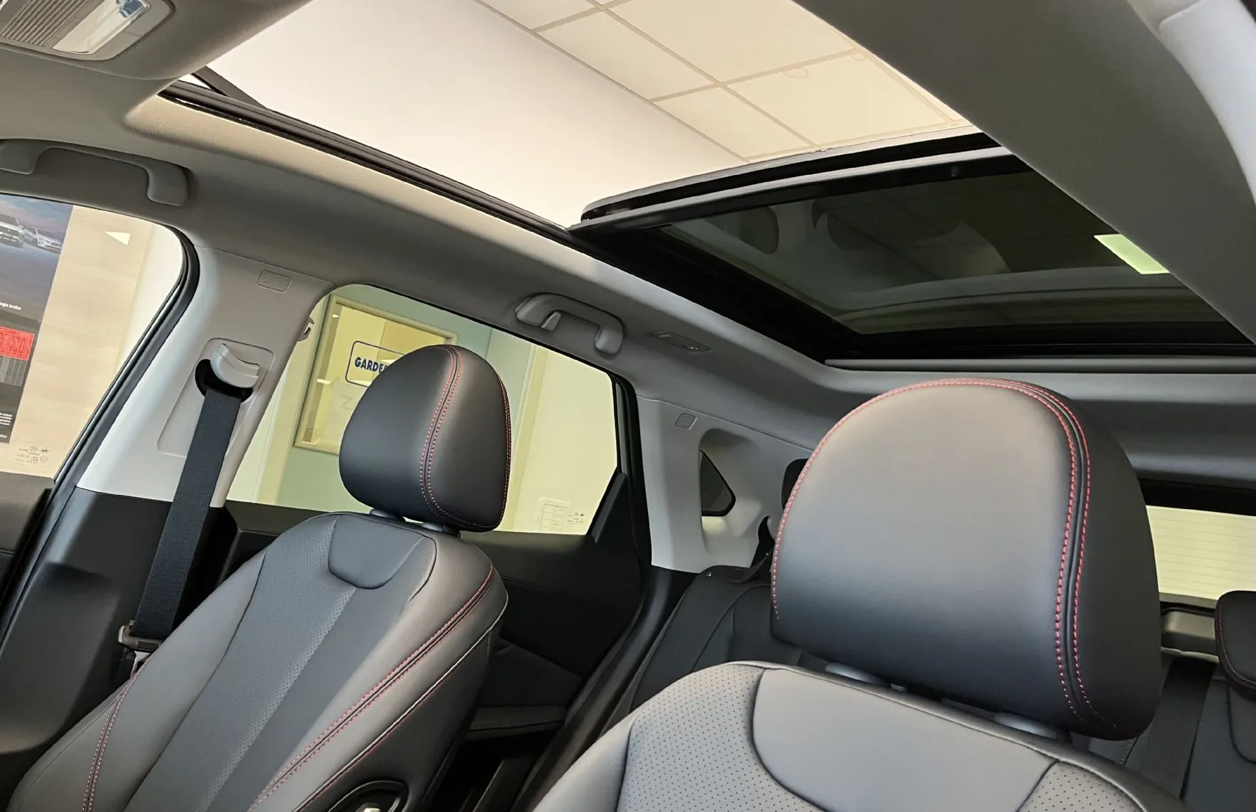 Zunanja slika - Forthing Forthing T5 EVO - T5 Evo 1.5 T-GDI LUXURY - NA ZALOGI - my 2025 - - 14