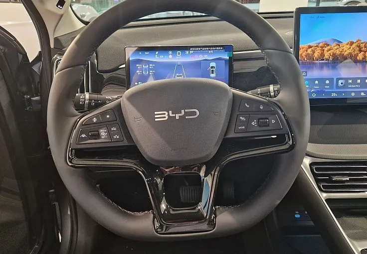 Zunanja slika - BYD Sealion 5 - DM-i DESIGN PHEV - skupni doseg 1016 km - 10