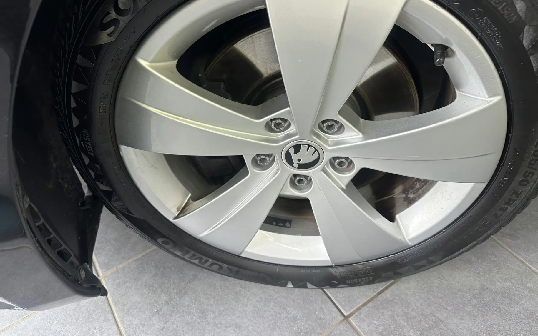 Zunanja slika - Škoda Superb - 2.0 TDI Active DSG.LIMO.KAMERA.NAVI.SAMO 85.000 KM - 4