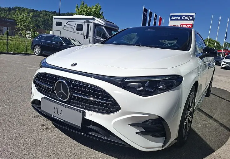 Zunanja slika - Mercedes-Benz CLA-Razred - CLA 200 AMG Line Avt. - AKCIJA NIGHT EDITION - 6