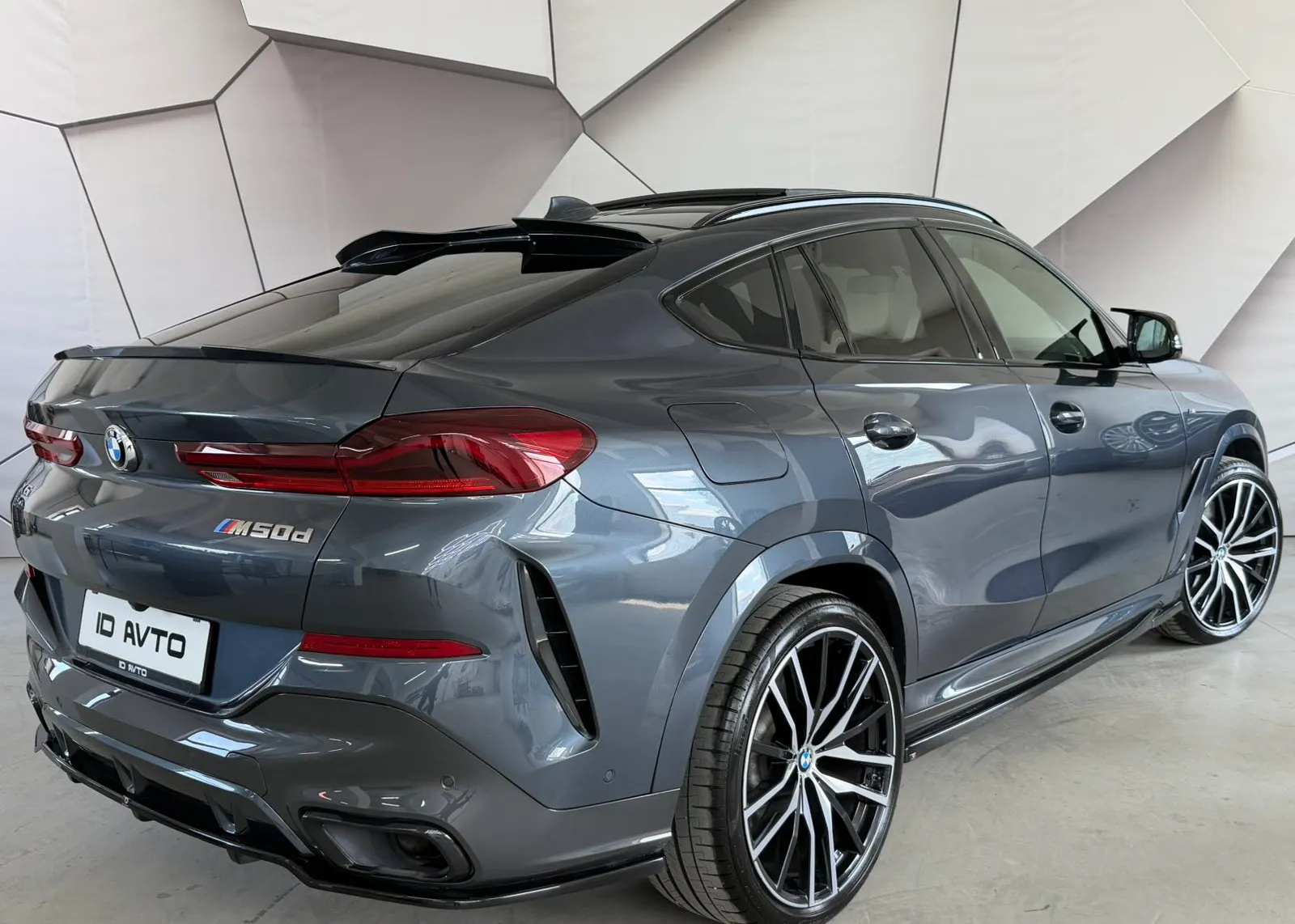 Zunanja slika - BMW X6 - xDriveM50d Avt. - 3