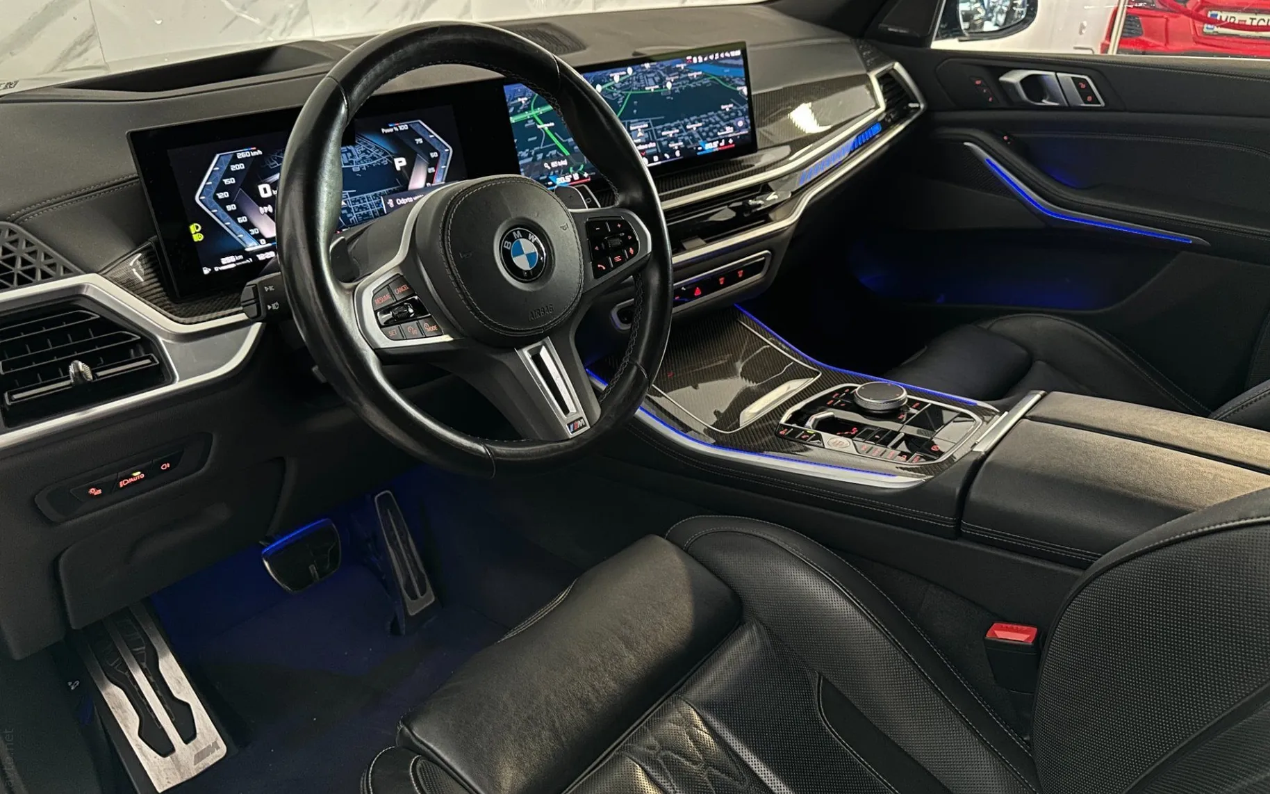 Notranja slika - BMW serija X5: - xDriveM60i|ACC|HUD|360K|Harman|Memory|Kljuka|SLO|. - 7