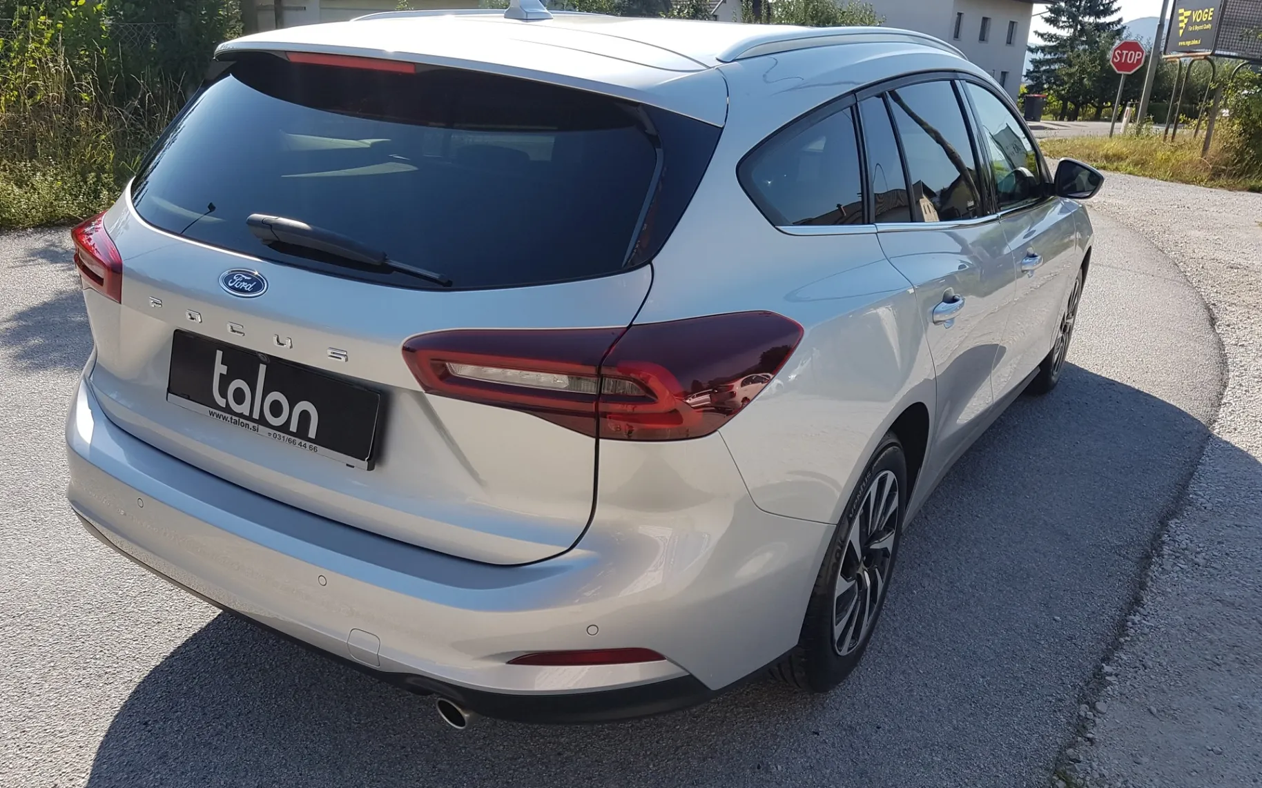 Zunanja slika - Ford Focus - Karavan 1.0 EcoBoost mHEV Titanium - 8