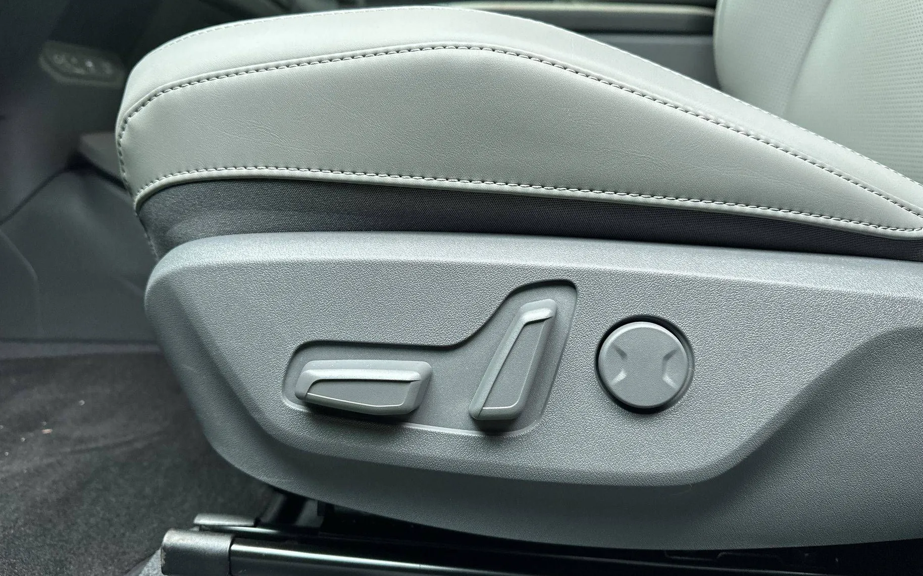 Zunanja slika - KIA EV3 - SKY 58.3 kWh baterija... - 11