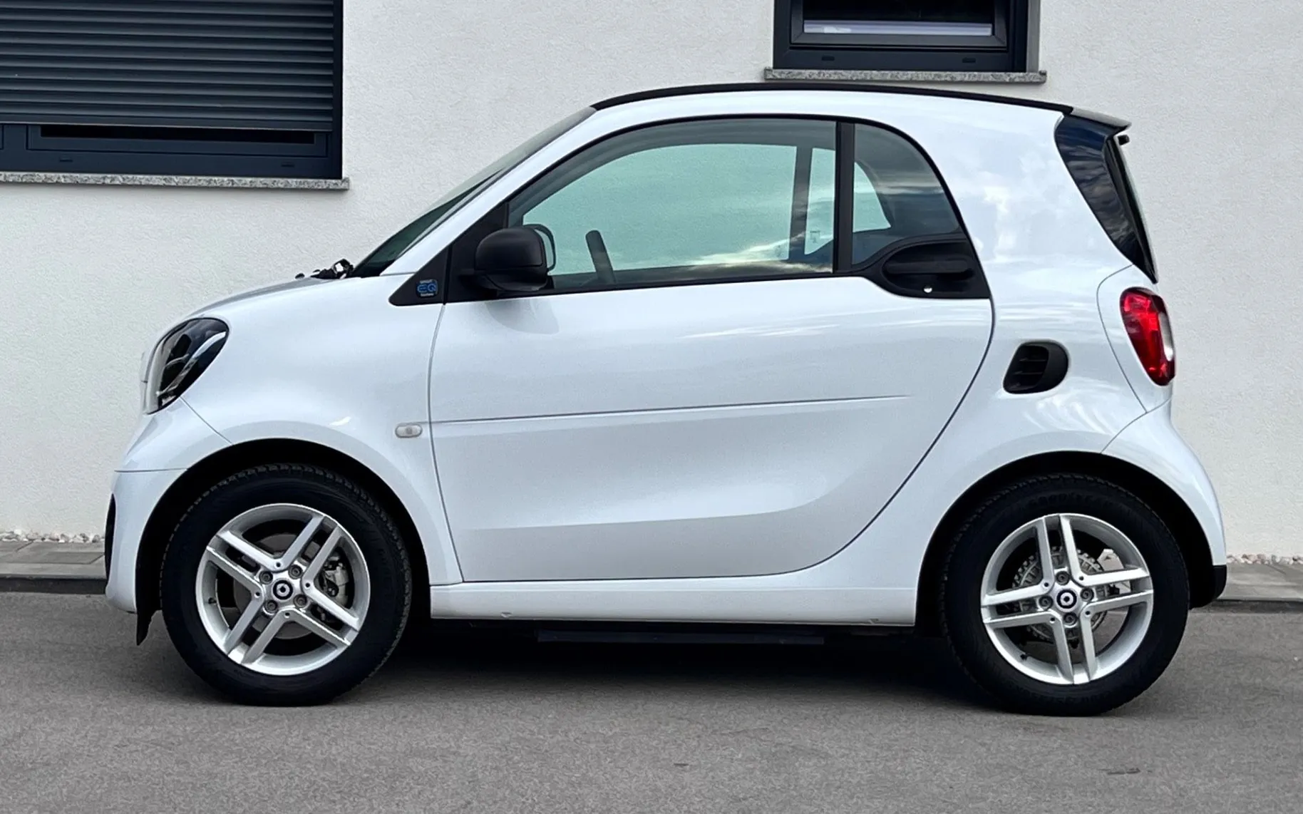 Zunanja slika - Smart fortwo - EQ+SAMO 13.726 km+ALU+TEMP - 4