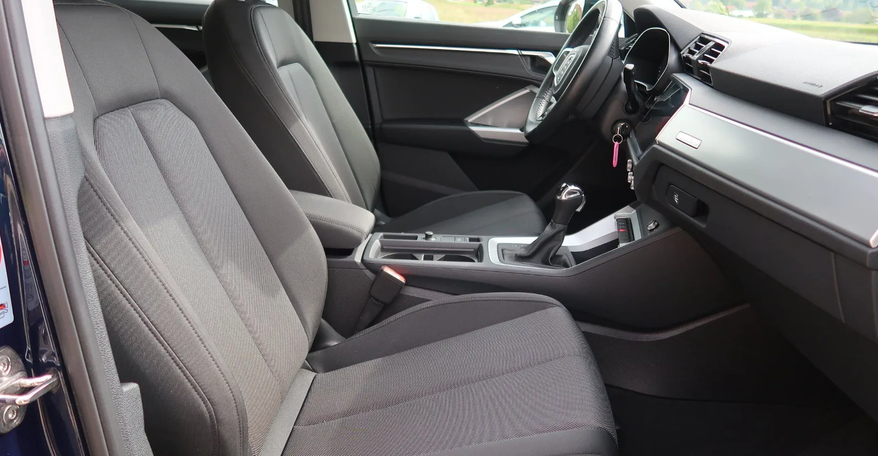 Zunanja slika - Audi Q3 - 40 TDI quattro S tronic 140  190 -NAVI-ALU-VIRTUAL - 12