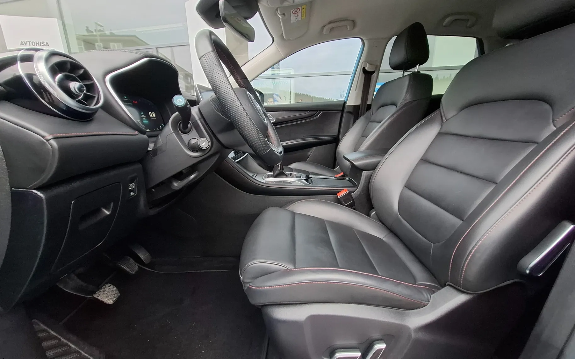 Zunanja slika - MG HS - Comfort 1.5T-GDI ODLIČNO OHRANJENO - TOP OPREMA - 9