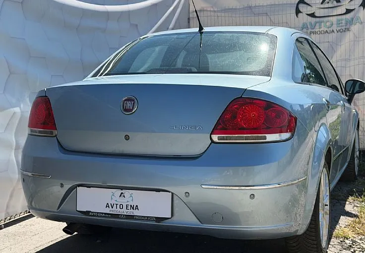 Zunanja slika - Fiat Linea - 1.3 Multijet 16V Dynamic - PDC - AUT.KLIMA - SLO - 4