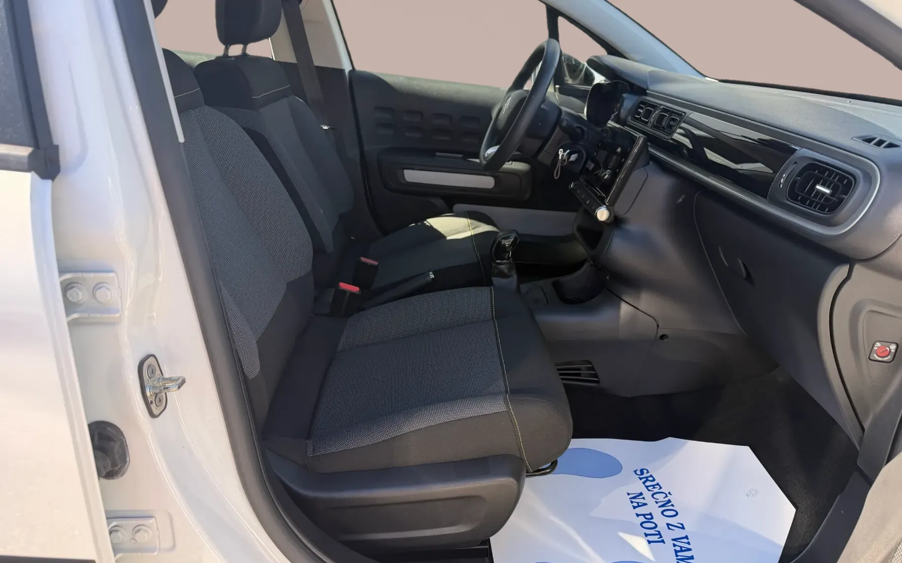 Zunanja slika - Citroën C3 - 1,2 PureTech 83 S&S Shine - 11