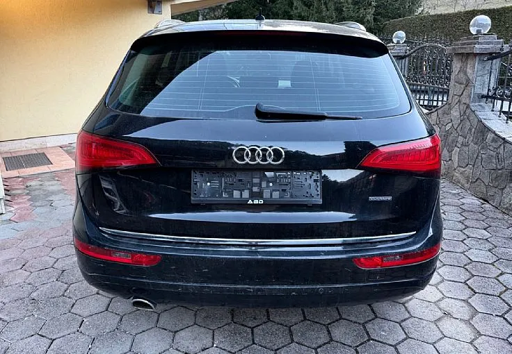 Zunanja slika - Audi Q5 - quattro 2.0 TDI Sport S tronic 1.LASTNIK ALU19 PDC - 5
