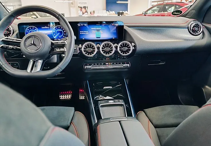 Zunanja slika - Mercedes-Benz EQA - 350 4MATIC FULL AMG-360 KAM-MRT.K-ALCANTARA-VIDEO - 7
