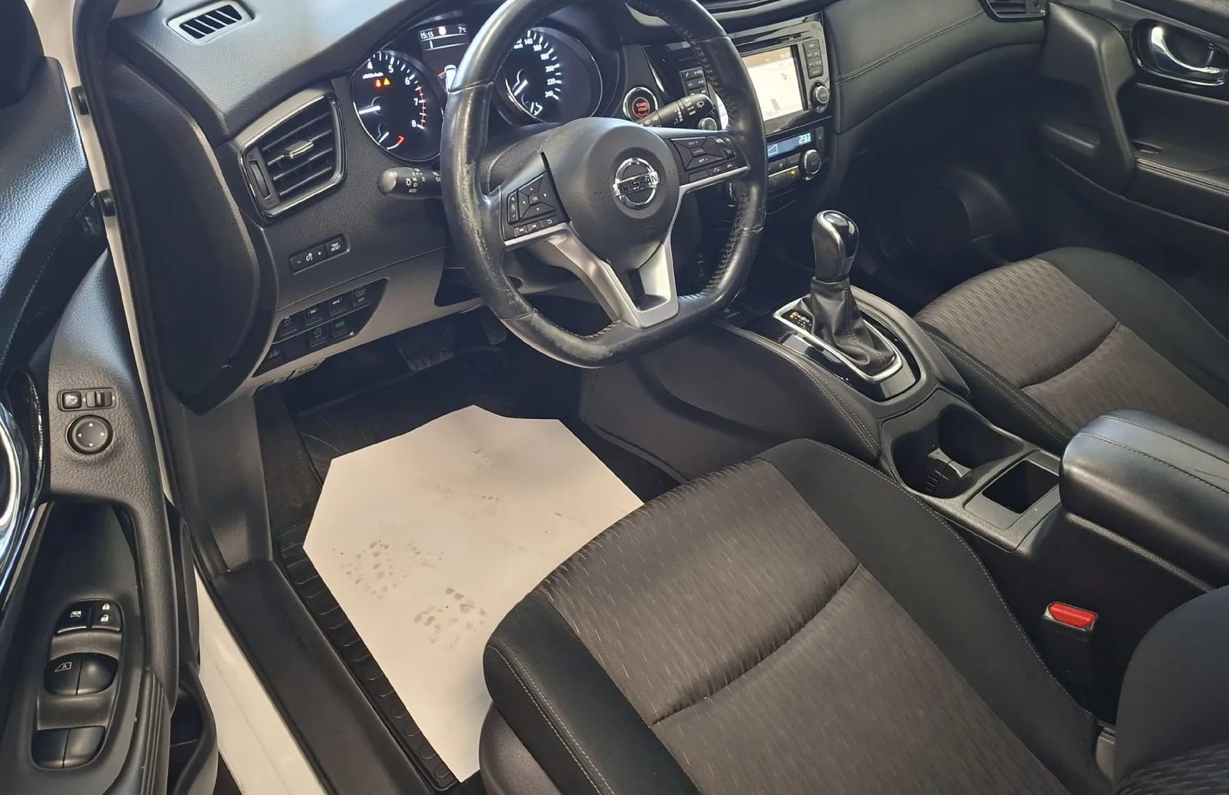 Zunanja slika - Nissan X-Trail - 1.3 DiG DCT N-Connecta-SLO-LED-KAMERA-NAVI- - 7