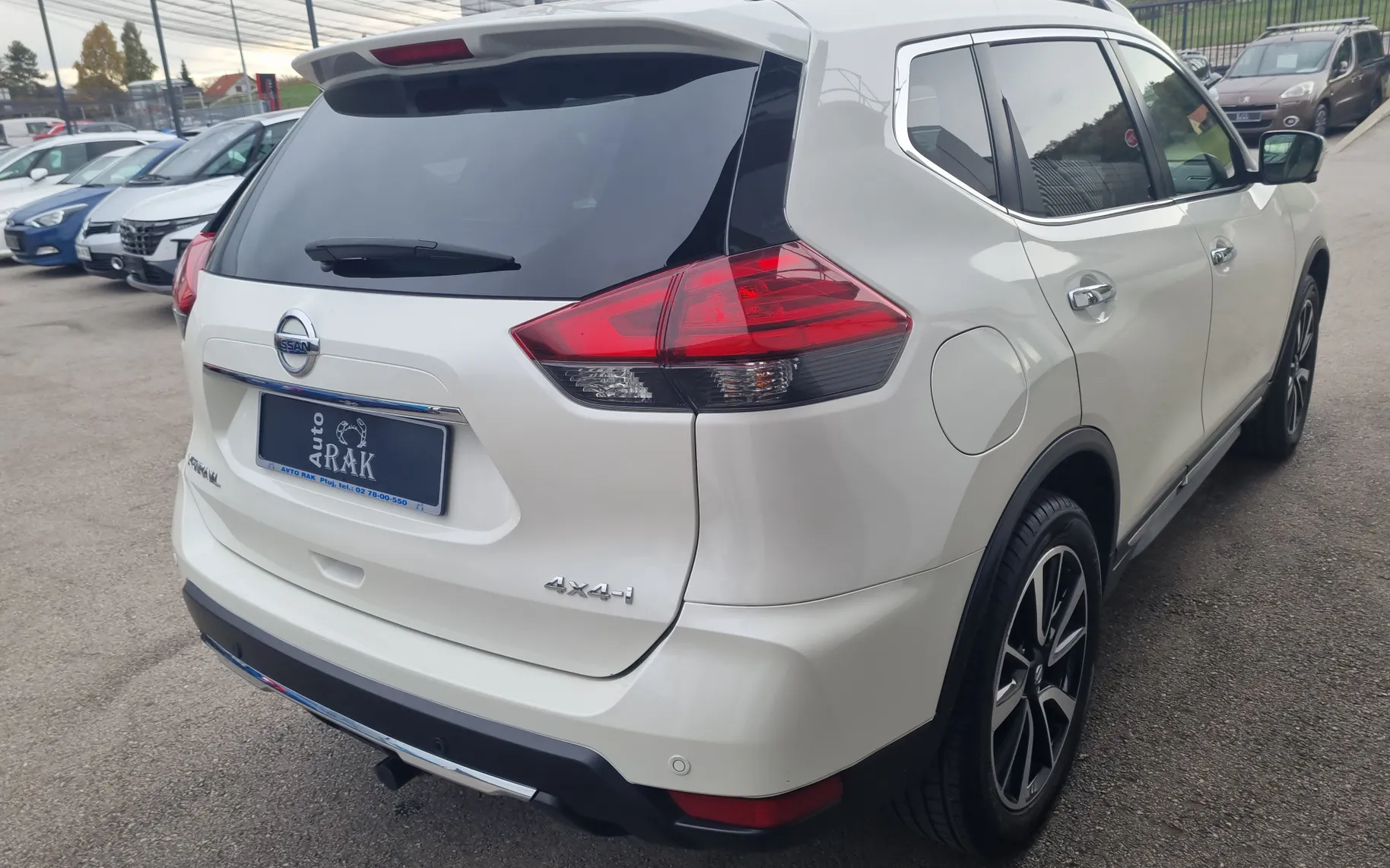Zunanja slika - Nissan X-Trail - 4WD 1.7 dCi Tekna X-Tronic  1.LAS., 93106KM - 5