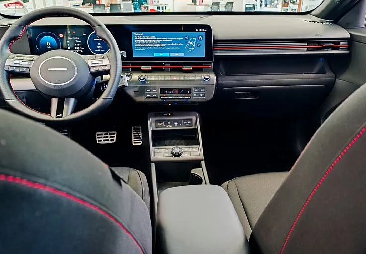 Zunanja slika - Hyundai Kona - 65kWh PREMIUM NLINE-AKT.T-TOP.ČR-AMBIENT-LED-VIDEO - 7