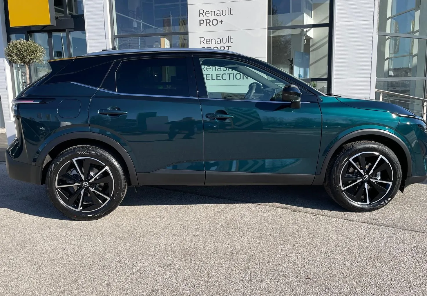 Zunanja slika - Nissan Qashqai - 1.3 DIG-T Mild Hybr.158 4WD X-Tron.TEKNA - 7