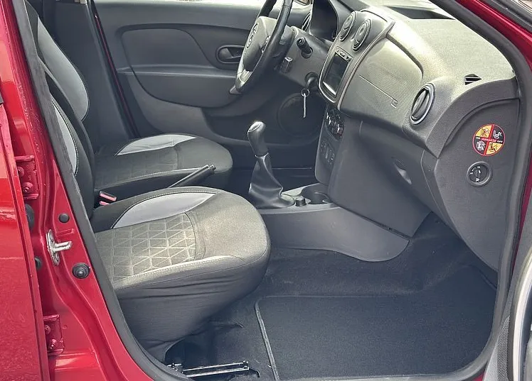 Zunanja slika - Dacia Sandero - 0.9 TCE STEPWAY PRESTIGE - 9