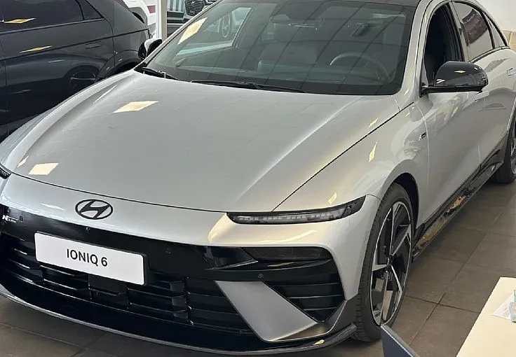 Zunanja slika - Hyundai Ioniq 6 - Impression 84kWh°°N-line°°Strešno okno - 2