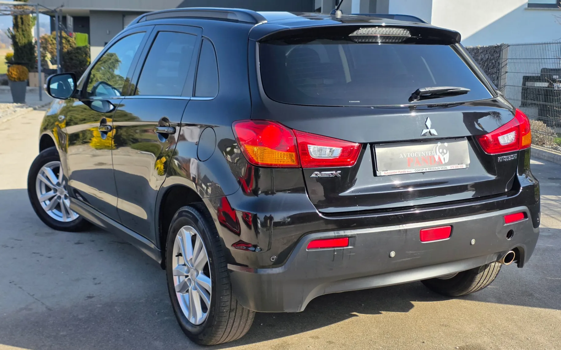 Zunanja slika - Mitsubishi ASX - 4WD 1,8 DI-D Invite - 3