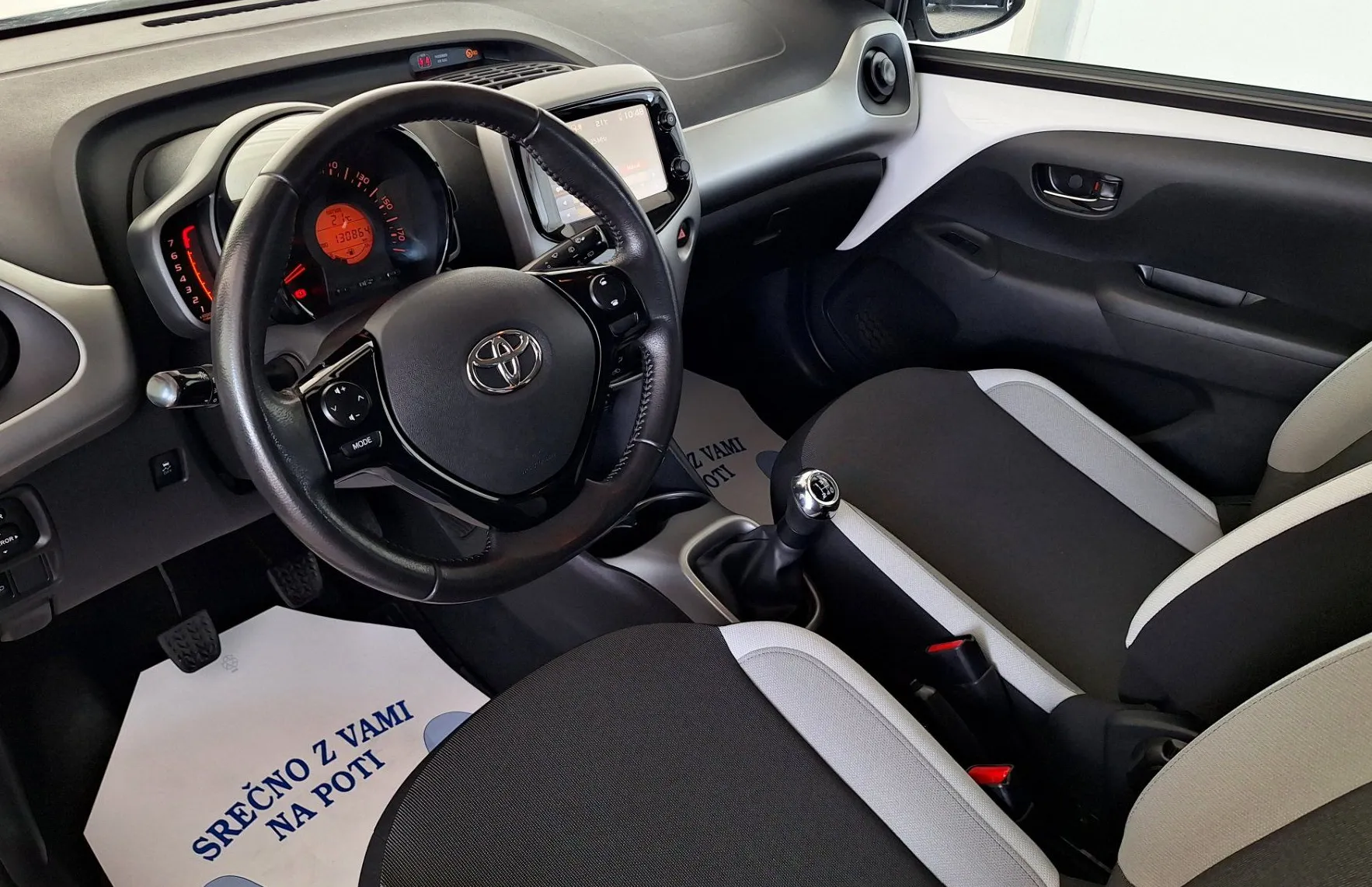 Zunanja slika - Toyota Aygo - 1.0 VVT-i x-play Touch Alloys - 9