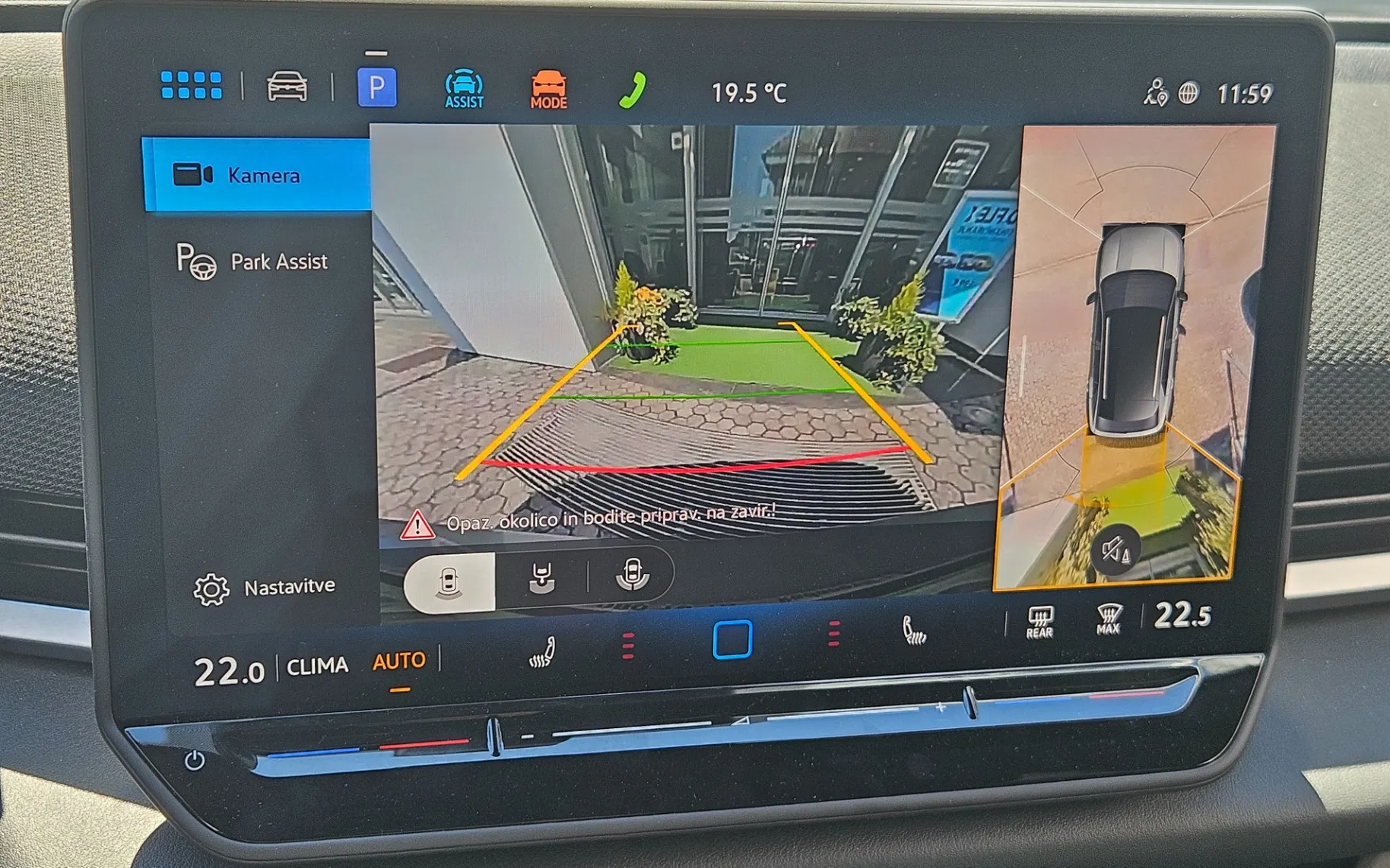 Zunanja slika - Volkswagen T-Roc - 1.5 eTSI Style DSG - 11
