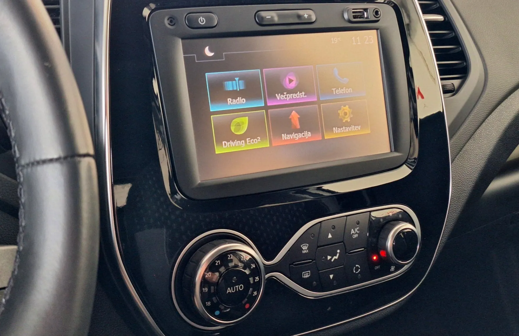 Zunanja slika - Renault Captur - dCi 110 Energy Iconic•Slovensko vozilo•1.Lastnik• - 15