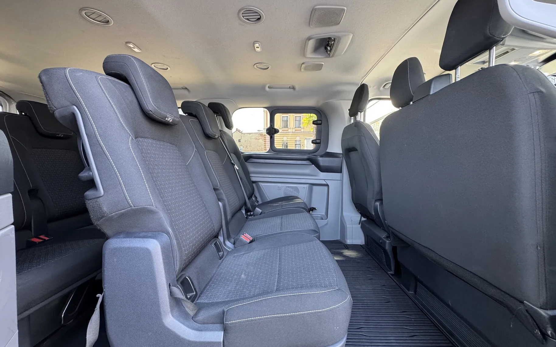 Zunanja slika - Ford Transit Custom - Kombi 320 2.0 TDCi L2H1  DMR  Trend AVT 4X4 SLO - 10
