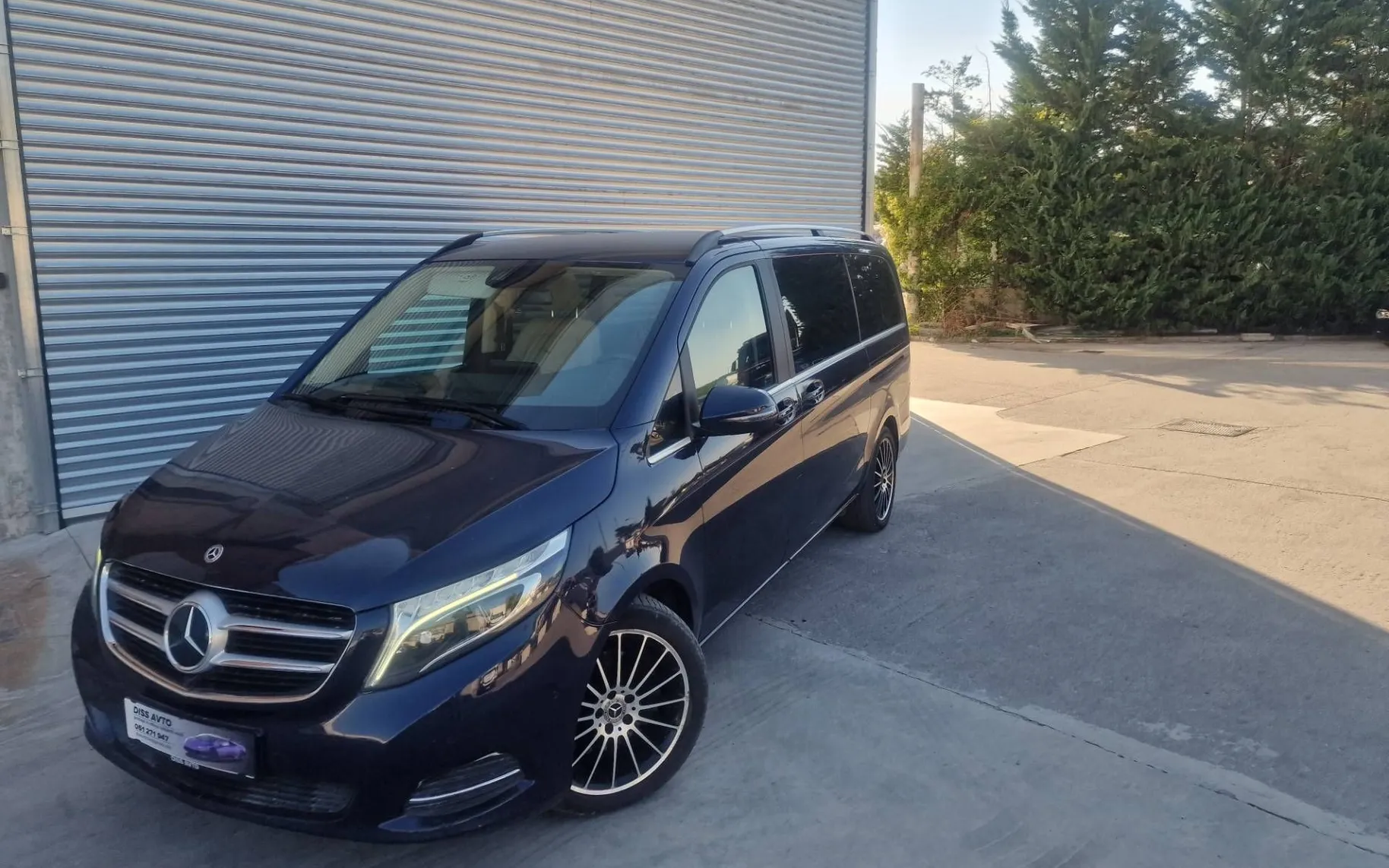 Zunanja slika - Mercedes-Benz V-Razred - V 250 d dolgi Avt. PANORAMA KAM. 360 1.LASTNIK - 1