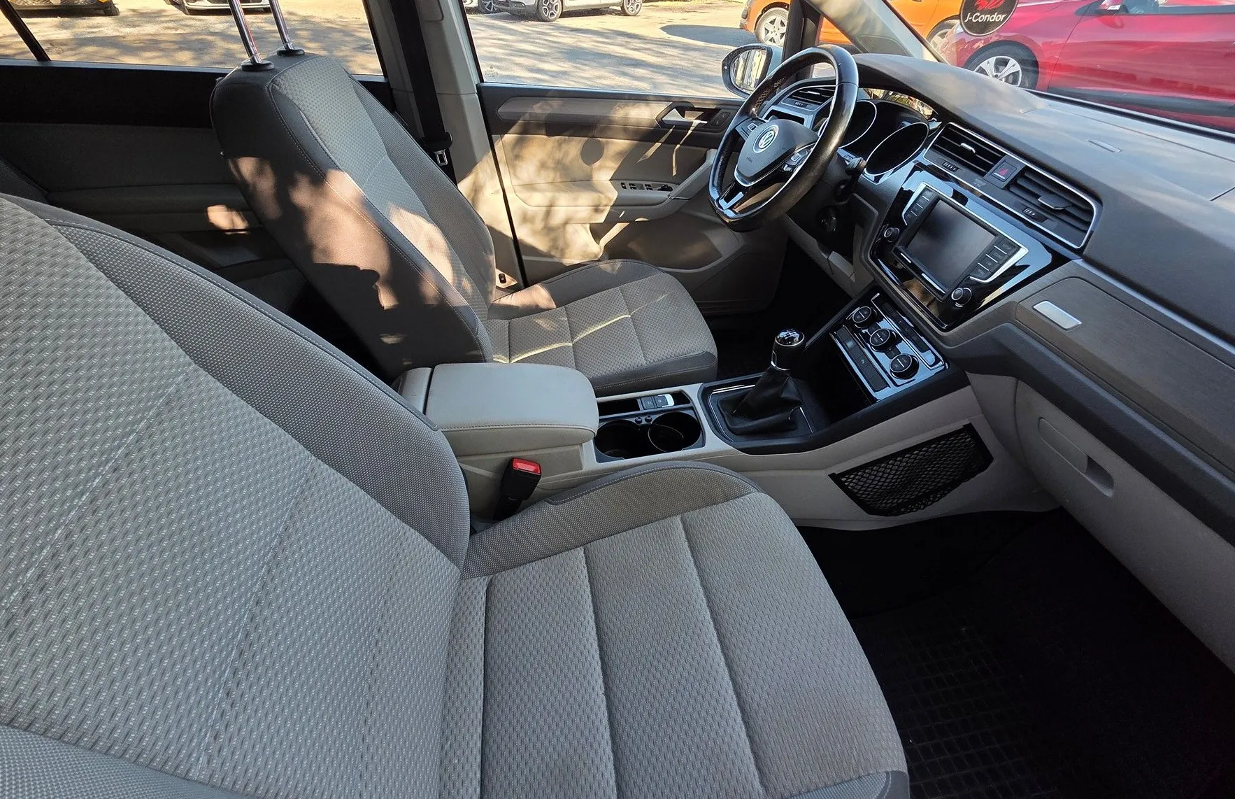 Zunanja slika - Volkswagen Touran - 2.0 TDI BMT HIGHLINE ZASLON-KLIMA-SLOVENSKI-1.LAST - 11
