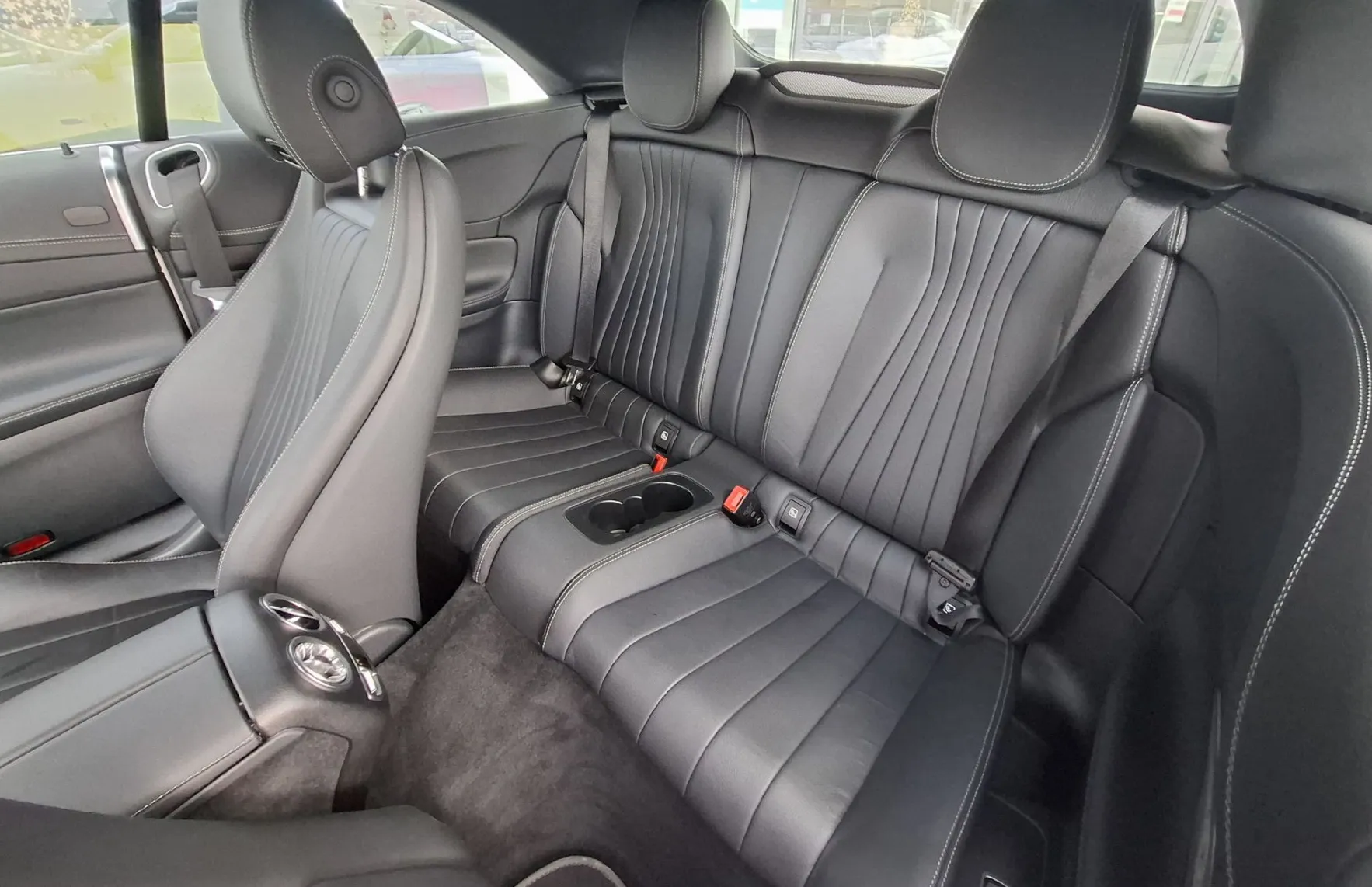 Zunanja slika - Mercedes-Benz E-Razred - E200 AMG LINE AVTOMATIK-BURMESTER HI-FI-KOT NOV - 9