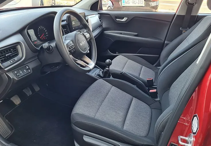 Zunanja slika - KIA Stonic - 1.2 DPI 62 kW  84 KM  LX Fun M T - 9