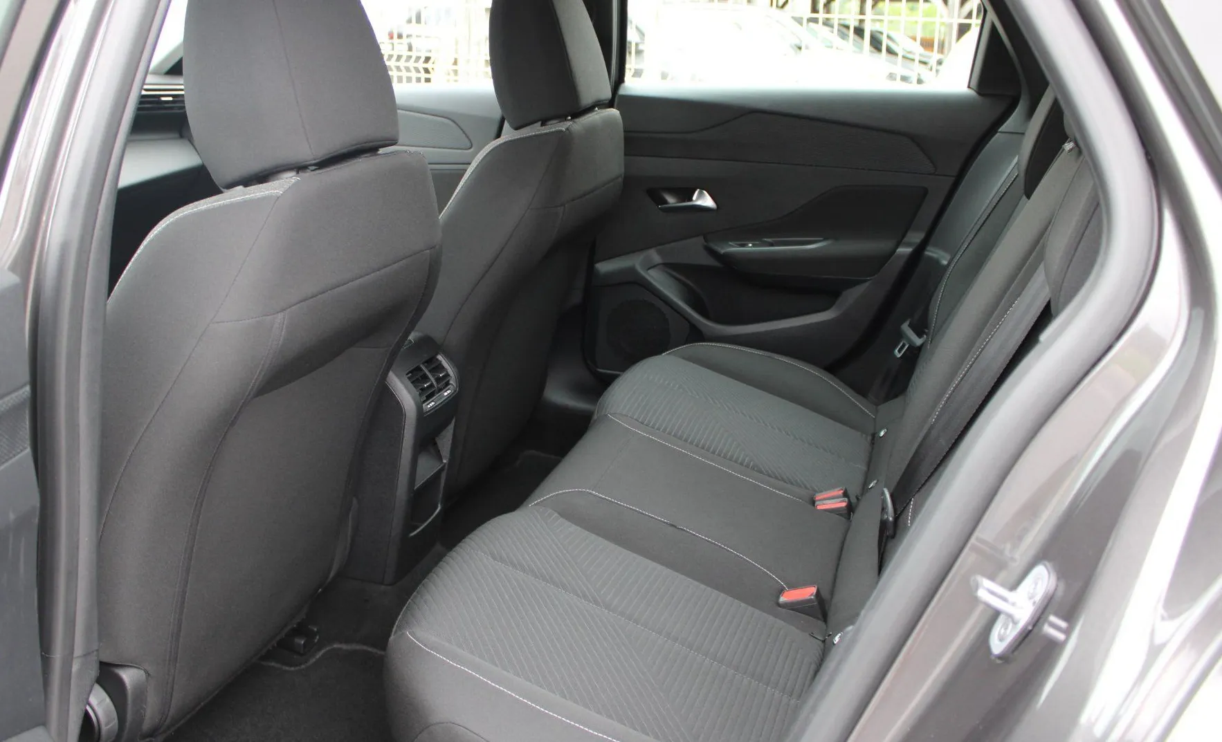 Zunanja slika - Peugeot 308 - SW 1.5 BlueHDI 130 Active Pack Avt. LED ALU NAVI - 13