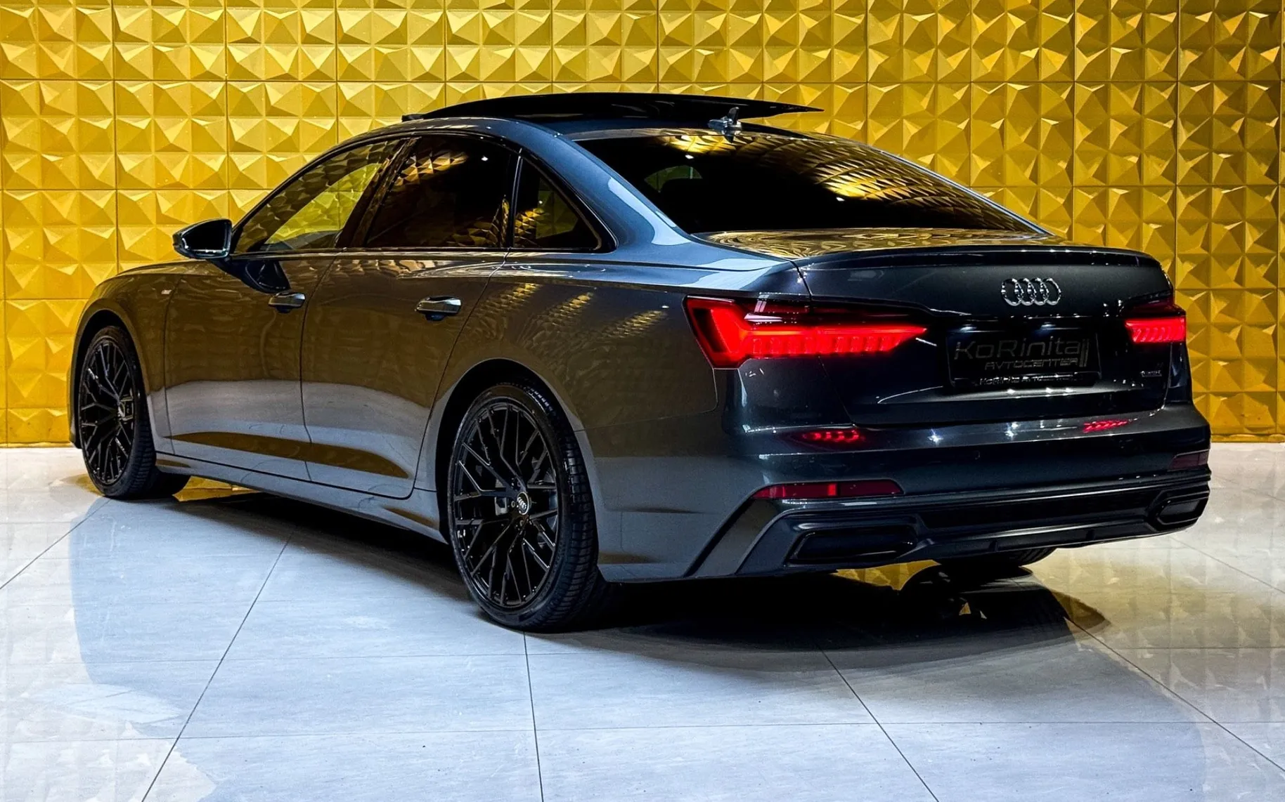Notranja slika - Audi A6 - 50 TDI Quattro AUT-S Line-PANO-MATRIX-HLAJENJE - 9