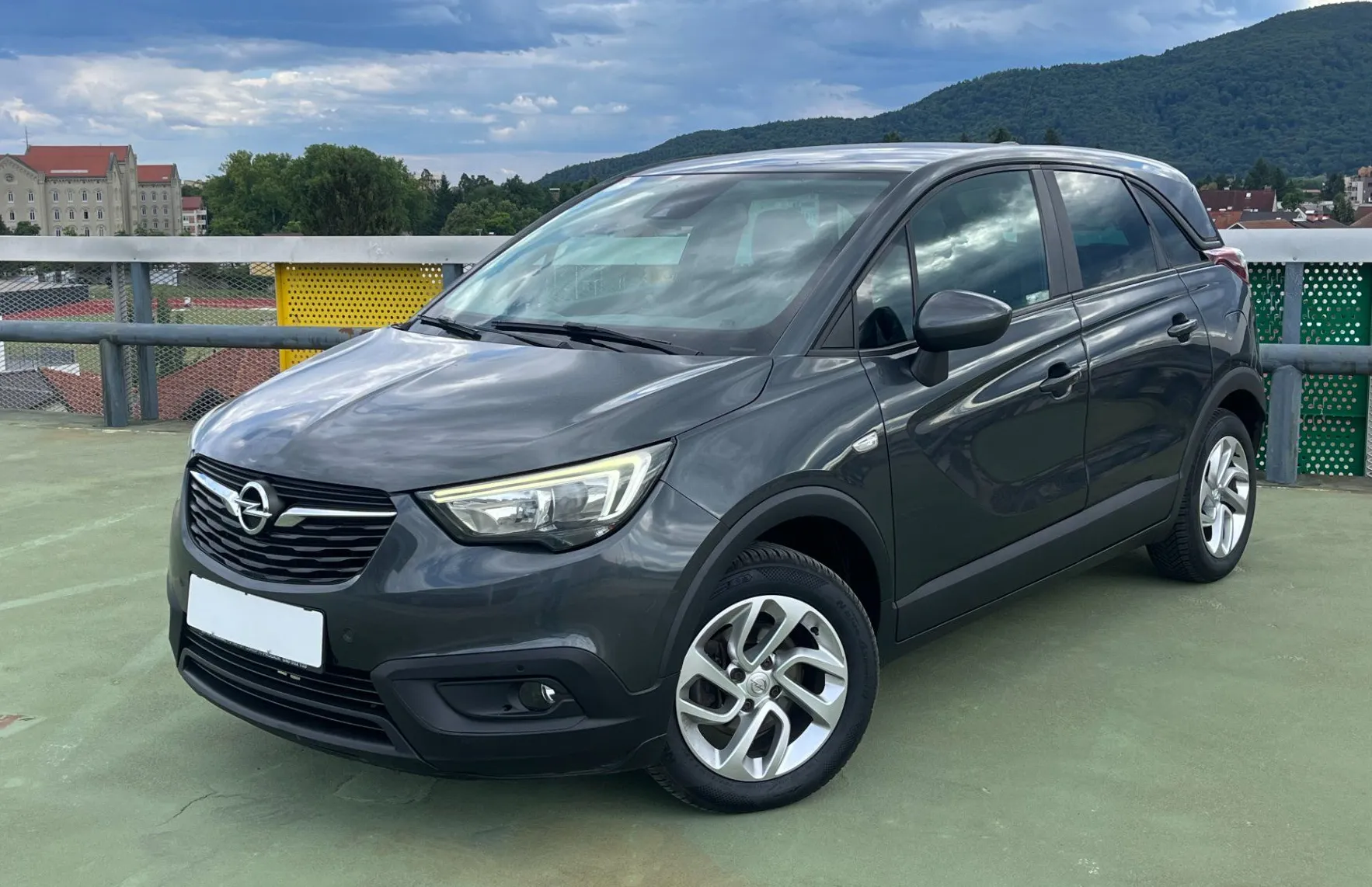 Zunanja slika - Opel Crossland X - NAVI.2XPDC.OGR.SEDEŽ IN VOLAN.TEMPOMAT - 1