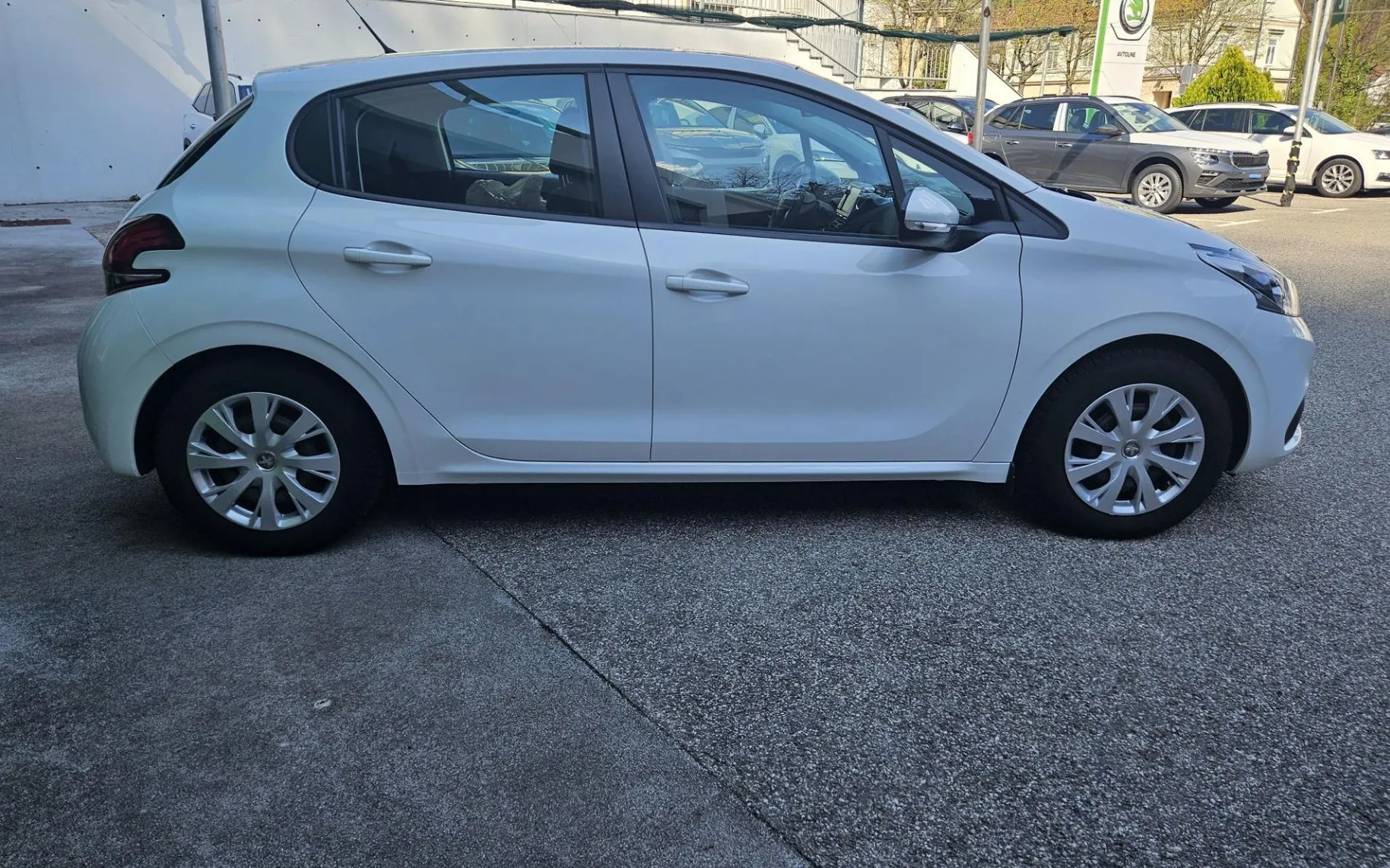Zunanja slika - Peugeot 208 - 1.2 PureTech 82 Active - 3