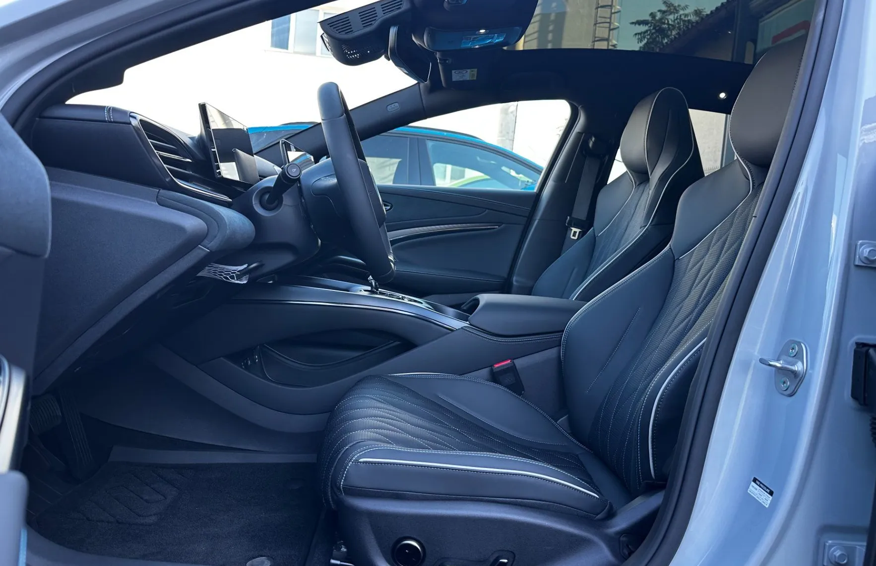 Zunanja slika - BYD SEAL - DESIGN 82.5 kWh 230 kW RWD - 8