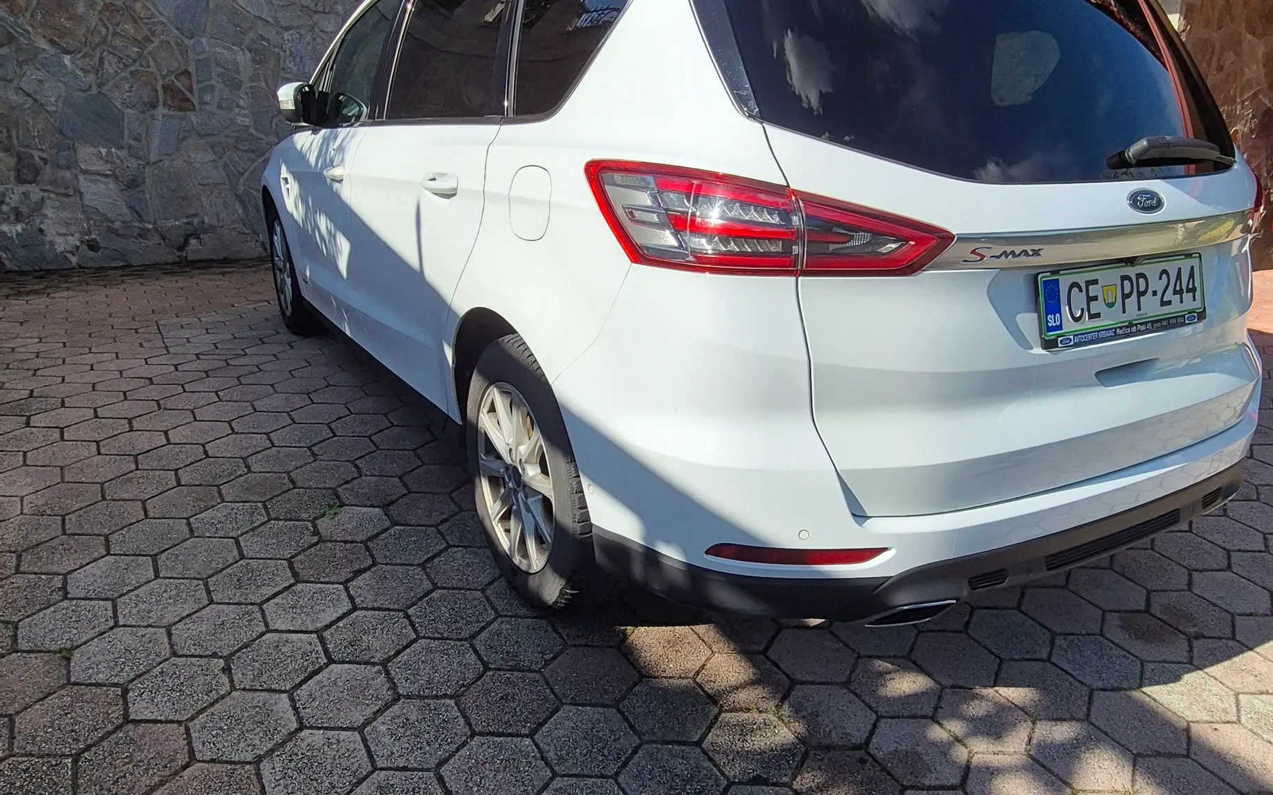Zunanja slika - Ford S-MAX - 4x4 2,0 TDCi Titanium Powershift - 4