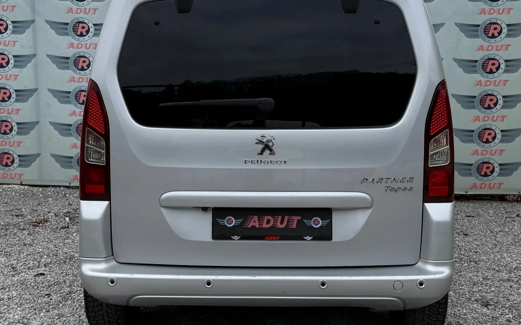 Zunanja slika - Peugeot Partner - 1.6HDi|NOVE ZIMSKE GUM|CAM|PARKSENZ|GRETJ.SEDEŽEV| - 5