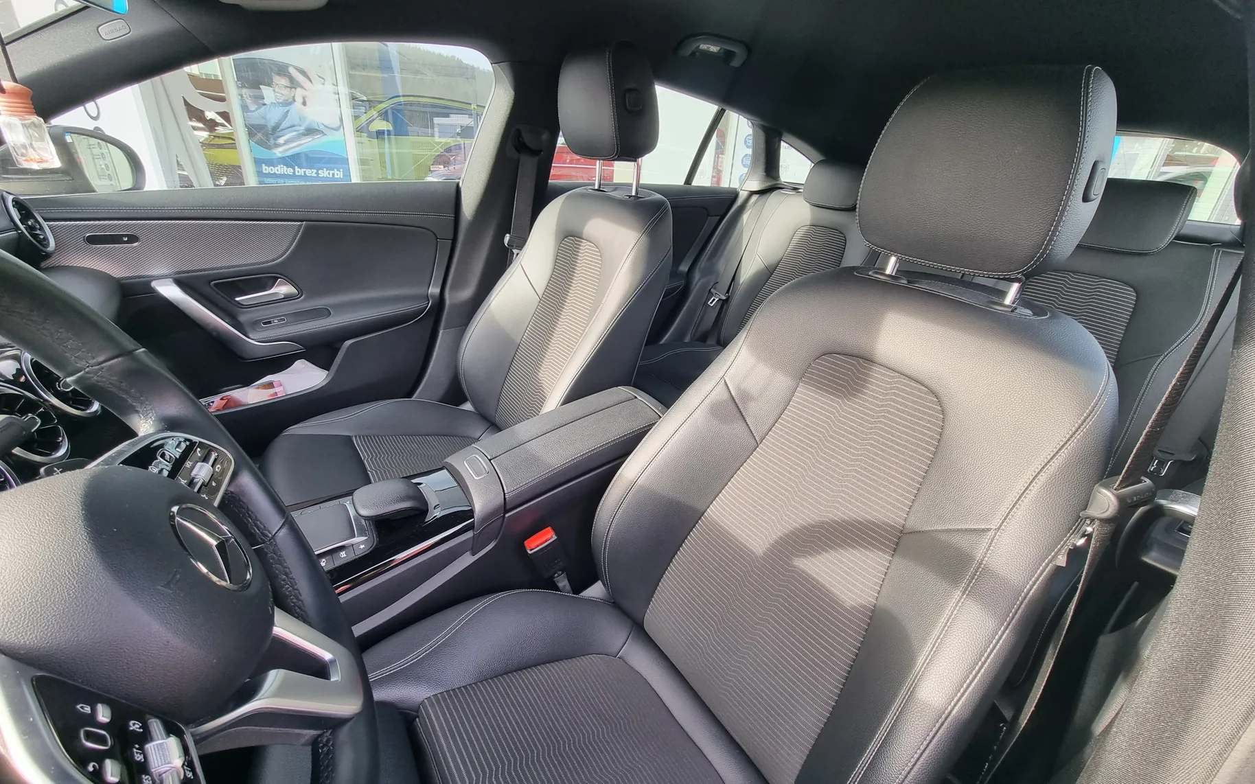 Zunanja slika - Mercedes-Benz CLA Shooting Brake - 1.3 CLA 200 Avtomatik - KOMISIJSKA PRODAJA - T - 21